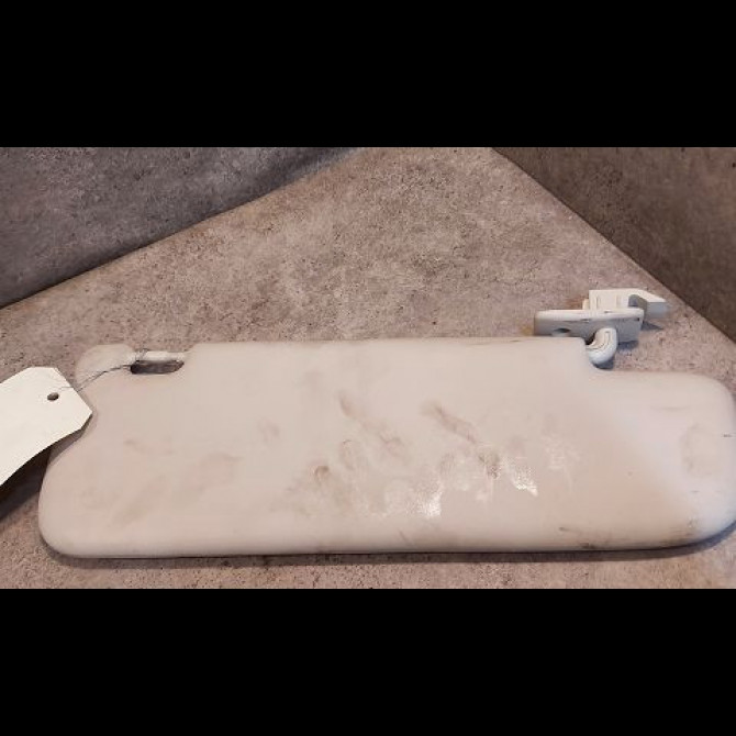 Pare-soleil gauche occasion FIAT 500 II 500 II Phase 1 2007-07-01->2016-03-31 1.3 D MULTIJET 16v 75ch 735643362 2