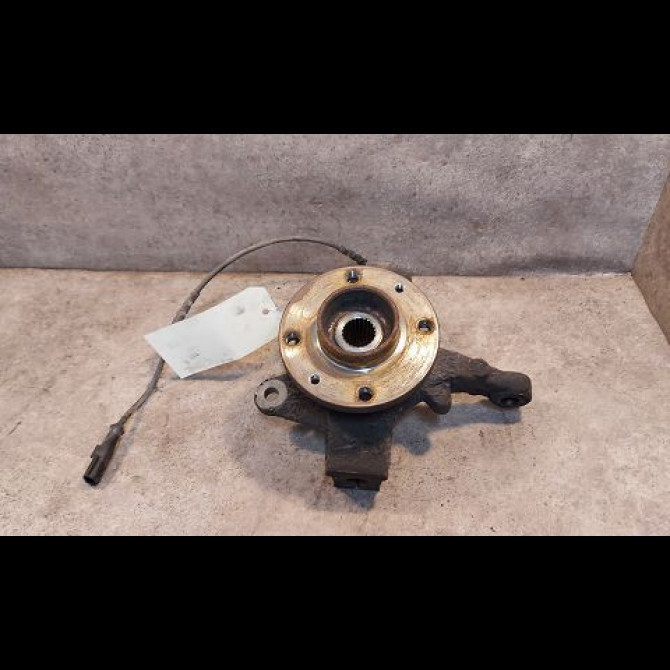 Moyeu avg occasion DACIA LOGAN I Phase 2 07-2008->12-2012 402102977R 1