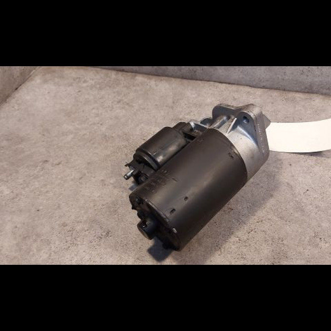 Démarreur occasion NISSAN MICRA II Phase 1 10-1992->09-1996 233001F715 2