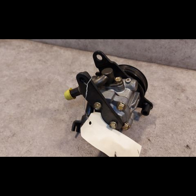 Pompe direction assistee occasion NISSAN MICRA II Phase 1 10-1992->09-1996 4911041B11 2