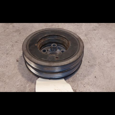 Poulie de vilebrequin occasion VOLKSWAGEN PASSAT IV Phase 2 10-2000->03-2005 38105243F
