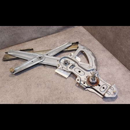 Mecanisme leve-glace arrière droit occasion PEUGEOT 309 Phase 2 07-1989->12-1993 1.9 D