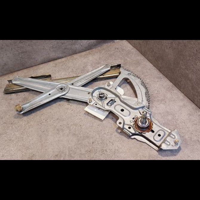 Mecanisme leve-glace arrière droit occasion PEUGEOT 309 Phase 2 07-1989->12-1993 1.9 D 1