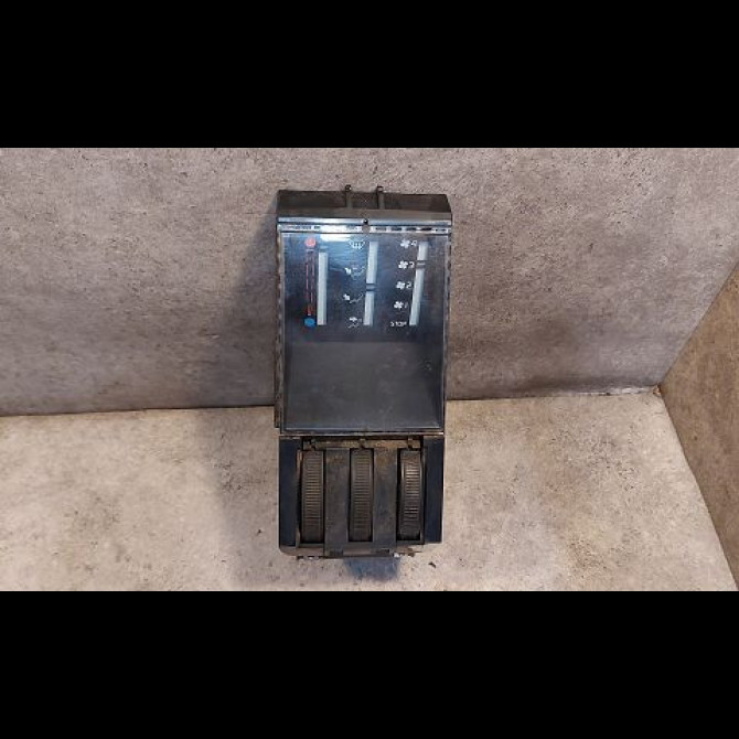 Commande de chauffage occasion RENAULT 25 Phase 2 07-1988->06-1992 TURBO D 7701032221 1