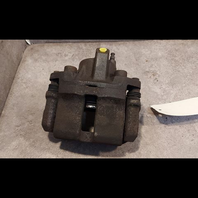 Etrier de frein avant gauche occasion RENAULT 25 Phase 2 07-1988->06-1992 TURBO D 7701201664 1