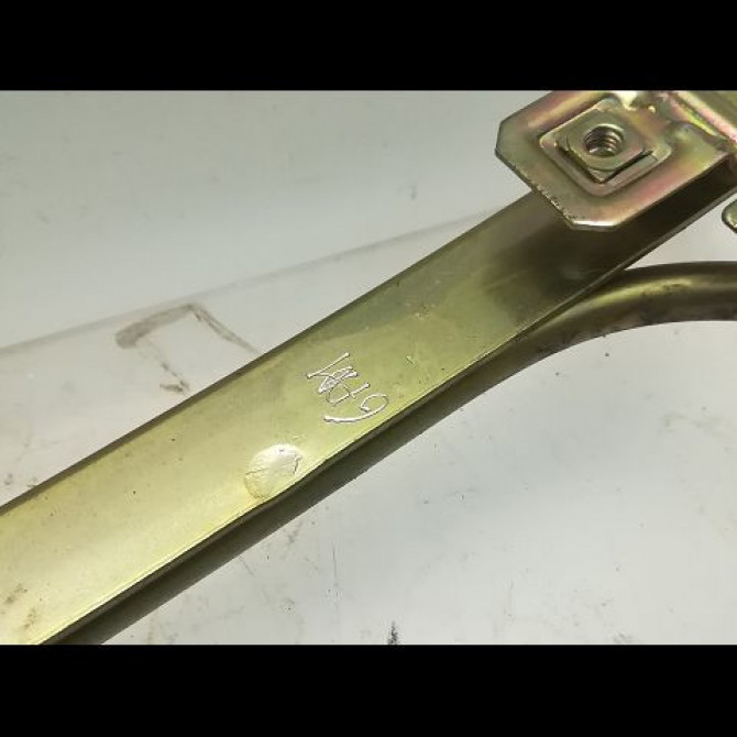 Mecanisme leve-glace arrière gauche occasion RENAULT CLIO I Phase 1 06-1990->03-1994 1.2 7700799421 2