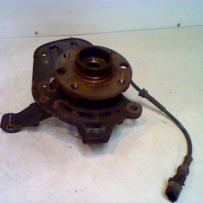 Moyeu avd occasion OPEL MERIVA I Phase 1 04-2003->12-2005 1.7 DTI 9195608 1