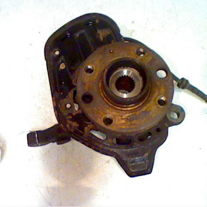 Moyeu avd occasion OPEL MERIVA I Phase 1 04-2003->12-2005 1.7 DTI 9195608 2