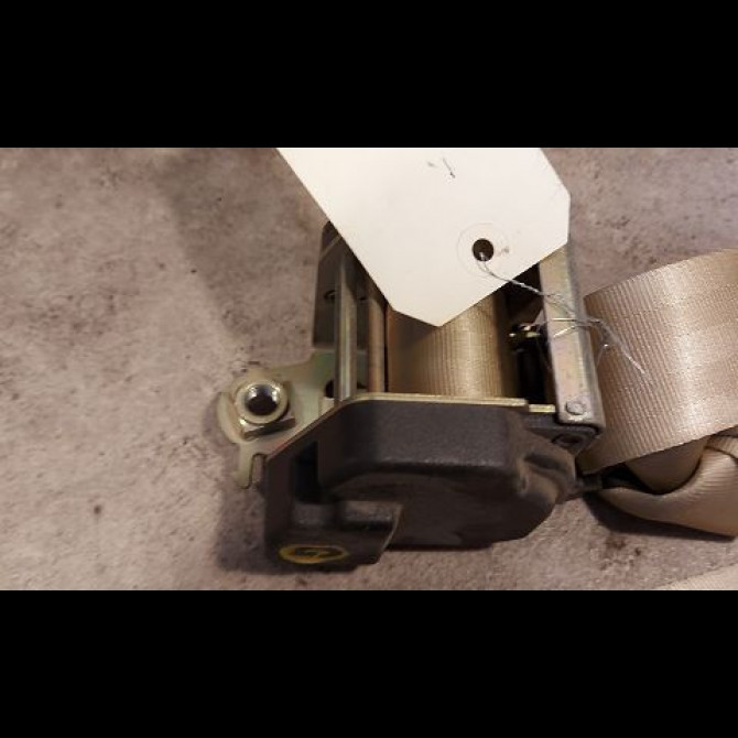 Ceinture arrière gauche occasion PEUGEOT 206 Phase 1 09-1998->03-2009 1.4i 8974HZ 2