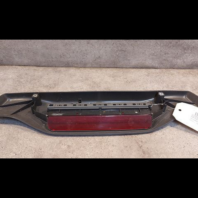 Feux stop supplementaire occasion FIAT PUNTO II Phase 1 10-1999->05-2003 1.2i 60ch 735278919 1