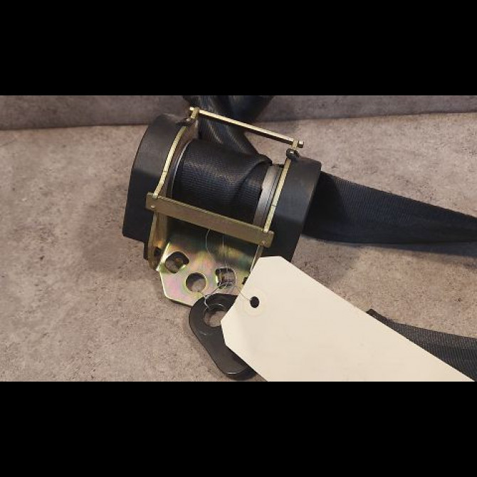 Ceinture avant droite occasion CITROEN XANTIA Phase 2 12-1997->06-2001 2.0 HDi 110ch 8973V9 2