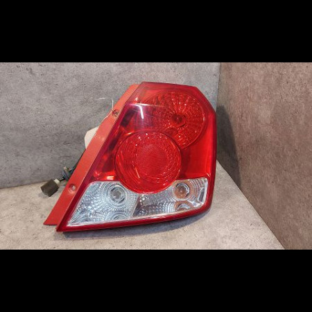 Feu arrière droit occasion GM DAEWOO KALOS Phase 1 09-2002->12-2004 96540269