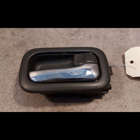 Poignee int porte avd occasion NISSAN X-TRAIL I Phase 1 07-2001->12-2003 2.2 VDI 114ch 806708H602