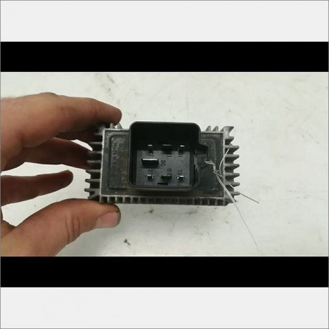 Boitier de préchauffage occasion OPEL VECTRA III Phase 1 06-2002->10-2005 2.2 DTI 16v 125ch 93186785 2