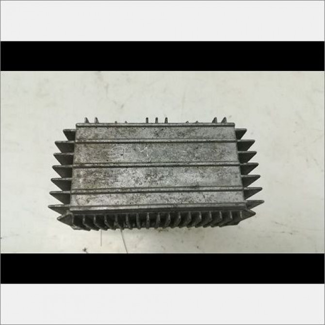 Boitier de préchauffage occasion OPEL VECTRA III Phase 1 06-2002->10-2005 2.2 DTI 16v 125ch 93186785 3