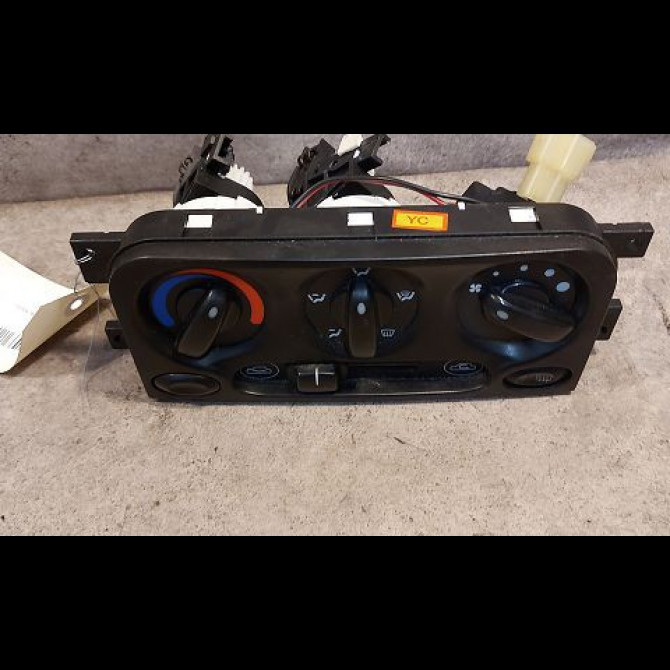Commande de chauffage occasion DAEWOO MATIZ I phase 2 01-2001->12-2004 0.8i 52ch 96314867 1