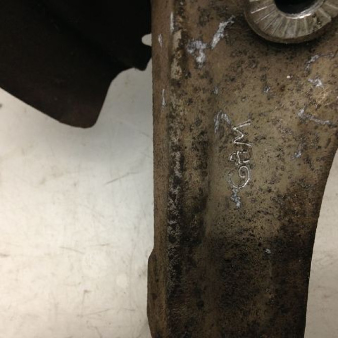 Moyeu ard occasion AUDI A8 I Phase 1 09-1994->02-1999 4E0598625 3