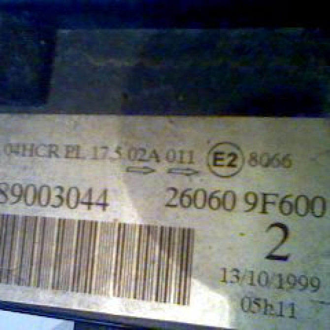 Phare gauche occasion NISSAN PRIMERA II Phase 1 10-1996->09-1999 260609F686 3