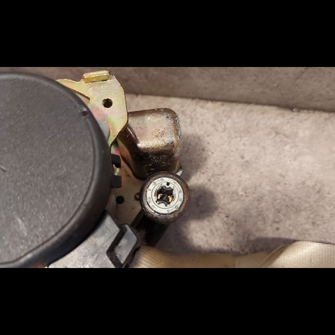 Ceinture avant droite occasion PEUGEOT 607 Phase 1 11-1999->09-2004 2.2 HDI 8974CC 4