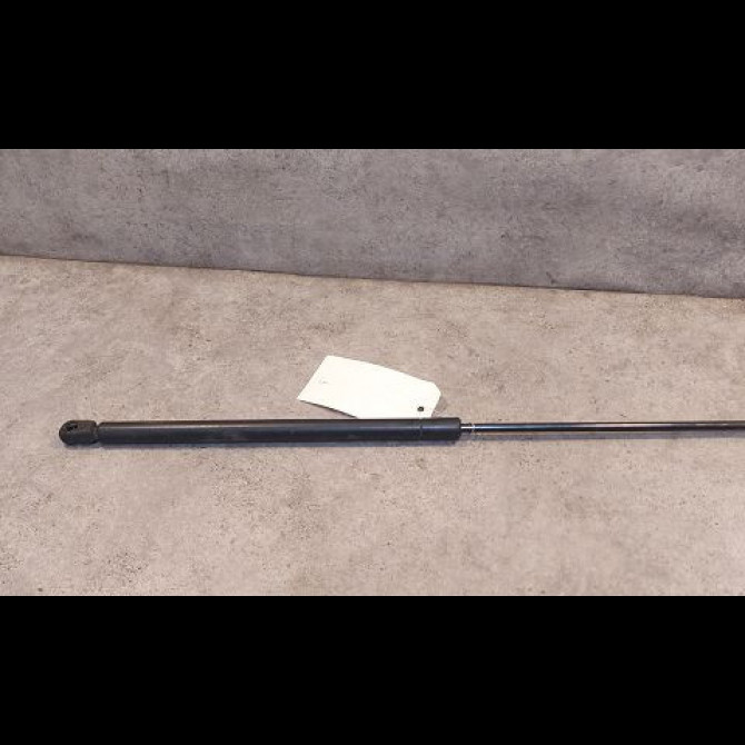 Verin d capot occasion VOLKSWAGEN POLO III Phase 2 11-1999->12-2001 SDI 1