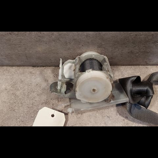 Ceinture avant gauche occasion OPEL VECTRA III Phase 1 06-2002->10-2005 2.2 DTI 16v 125ch 13132218 2