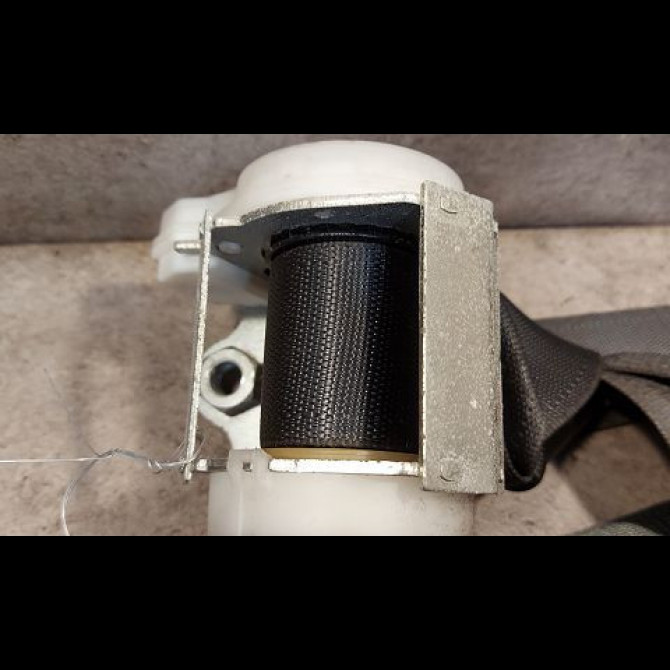 Ceinture arrière gauche occasion OPEL VECTRA III Phase 1 06-2002->10-2005 2.2 DTI 16v 125ch 13199075 2