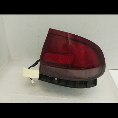 Feu arrière droit occasion MAZDA 626 II Phase 3 11-1987->01-1992