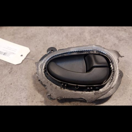Poignee int porte avd occasion PEUGEOT 406 Phase 2 04-1999->04-2004 2.0 HDI 110ch 9143E8