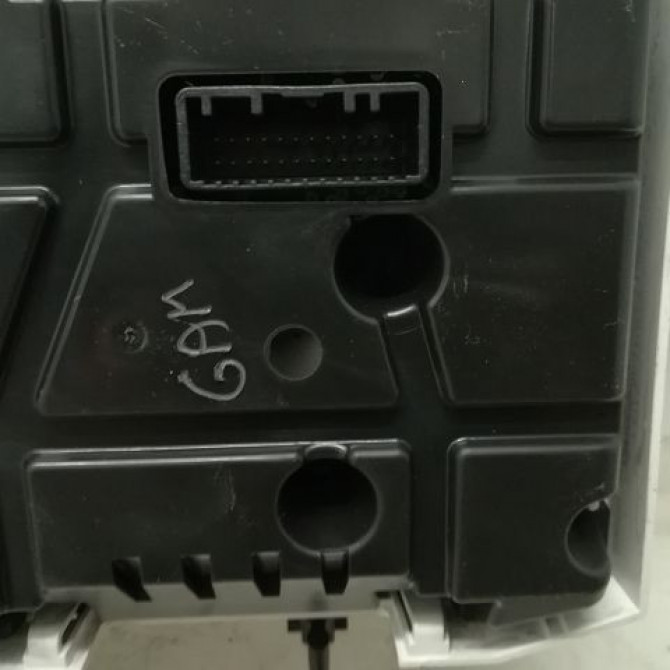 Compteur occasion RENAULT CAPTUR Phase 1 02-2013->... 1.2i 118 16V 248104403R 3