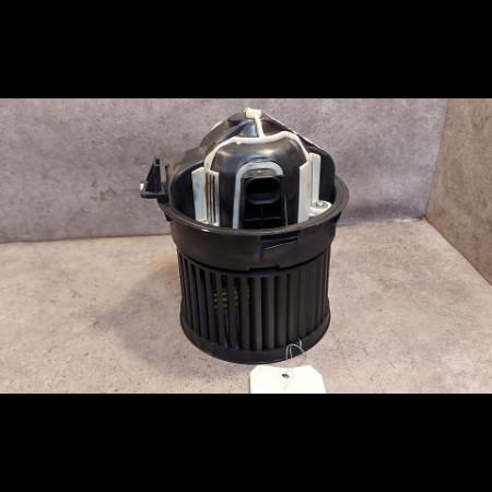 Ventilateur de chauffage occasion PEUGEOT 308 I Phase 1 09-2007->03-2011 1.6 HDI 16v 90ch 6441Z7