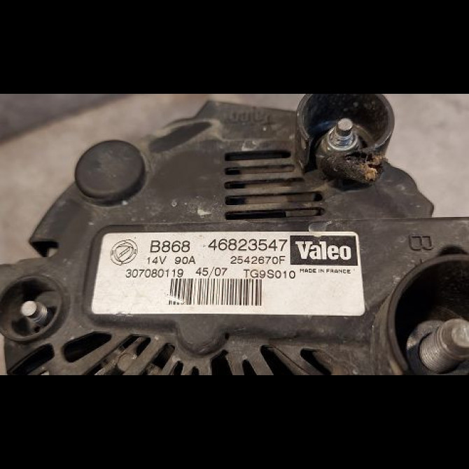 Alternateur occasion FIAT PANDA II Phase 1 09-2003->12-2012 1.3 DT MULTIJET 16v 70ch 46823547 3