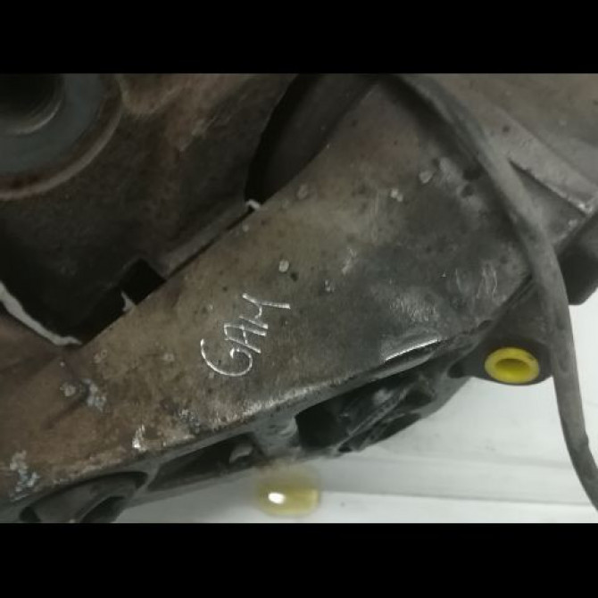 Etrier de frein avant droit occasion AUDI A8 I Phase 1 09-1994->02-1999 4F0615124 4