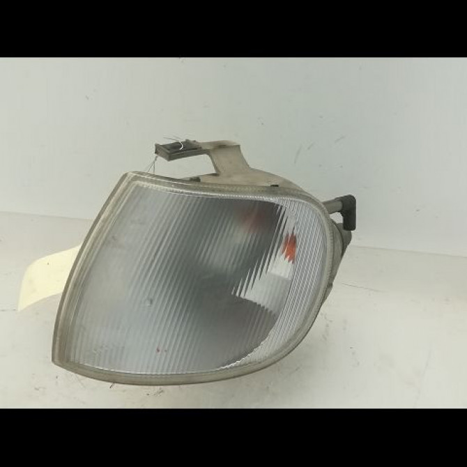 Clignotant gauche occasion VOLKSWAGEN POLO III Phase 1 10-1994->11-1999 1.4 6N0953041D 1