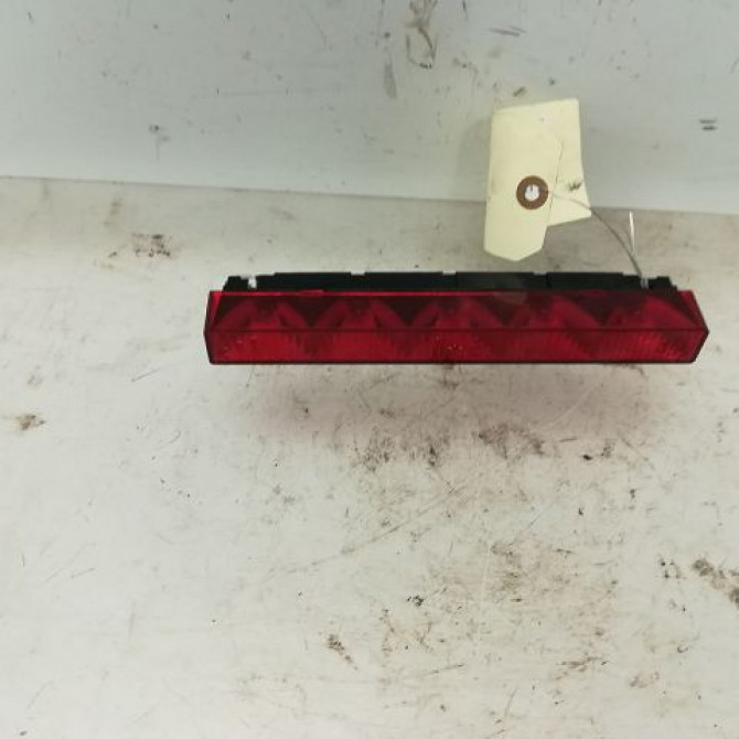 Feux stop supplementaire occasion FORD FIESTA IV Phase 2 09-1999->09-2002 1.4i 1