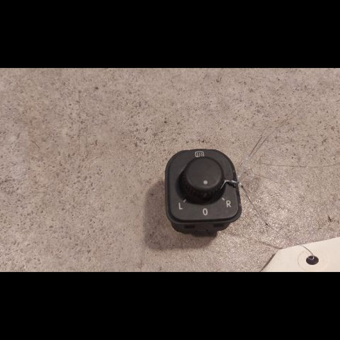 Commande rétroviseurs extérieures électriques occasion VOLKSWAGEN GOLF V Phase 1 11-2003->10-2008 1.9 TDI 105ch 1K0959565KREH 1