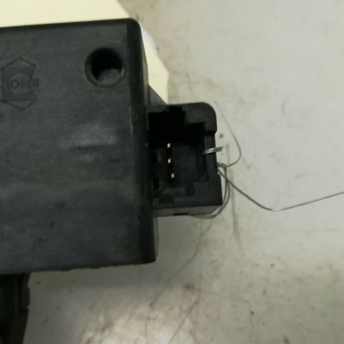 Serrure hayon occasion PEUGEOT 407 Phase 1 04-2004->07-2008 1.6 HDI 16v 3