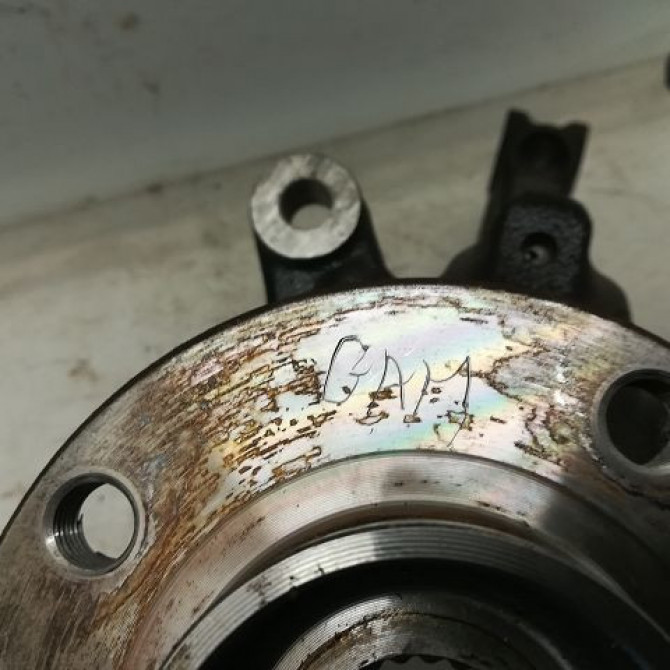 Moyeu avg occasion RENAULT CAPTUR Phase 1 02-2013->... 1.2i 118 16V 402107314R 3