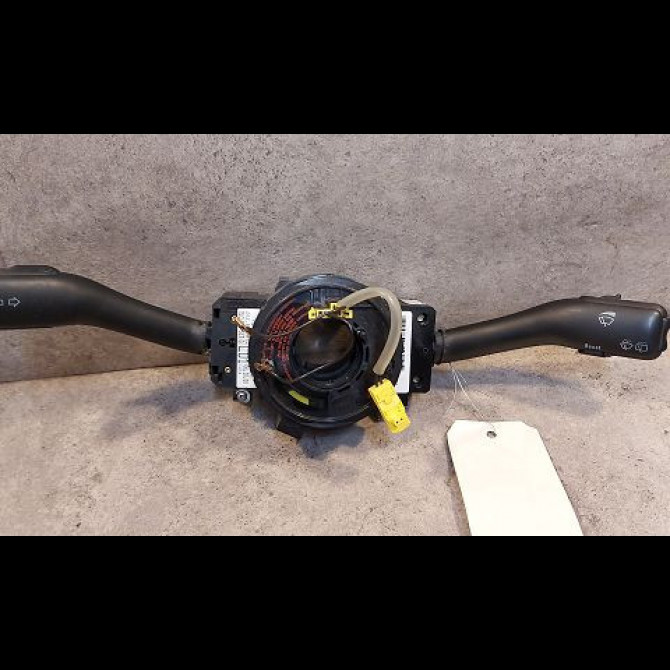 Bloc commodos occasion VOLKSWAGEN GOLF IV GOLF IV Phase 1 1998-01-01->2005-06-30 1.6i 8v 100ch 1