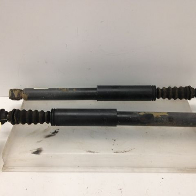 Amortisseur arrière droit occasion RENAULT CLIO III Phase 2 03-2009->12-2014 1.5 DCI 70ch 8200584312 1