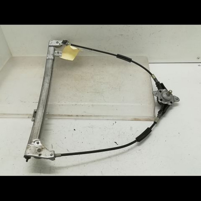 Mécanisme lève-glace avant gauche occasion FIAT PUNTO I Phase 1 11-1993->10-1999 D S 7737014 1