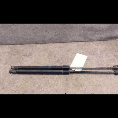 Verin droit hayon occasion OPEL CORSA III Phase 1 10-2000->08-2003 1.2i 16v 75ch 9114311