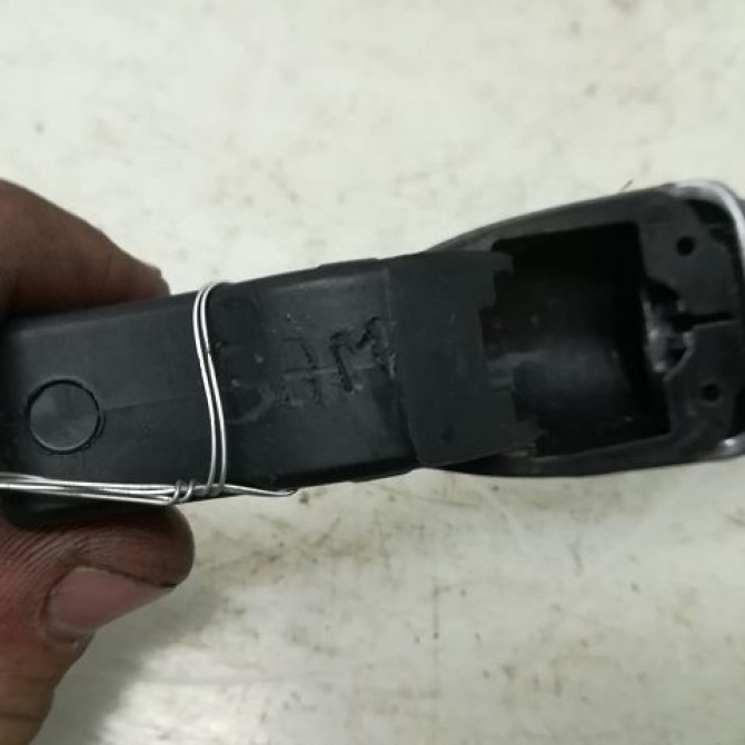 Poignee ext porte arg occasion RENAULT CAPTUR Phase 1 02-2013->... 1.2i 118 16V 806706656R 3