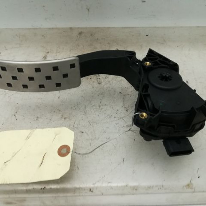 Potentiometre accelerateur occasion RENAULT CAPTUR Phase 1 02-2013->... 1.2i 118 16V 3