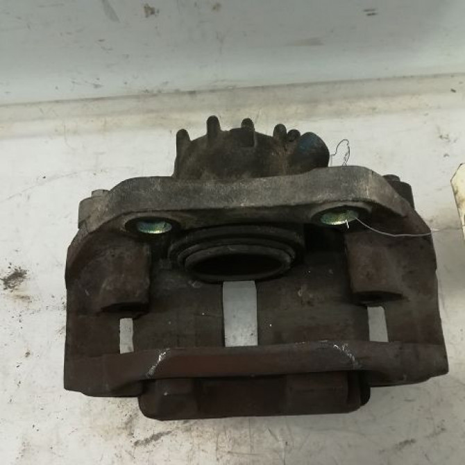 Etrier de frein avant droit occasion PEUGEOT 206 Phase 1 09-1998->03-2009 2.0i 16v 441052 2