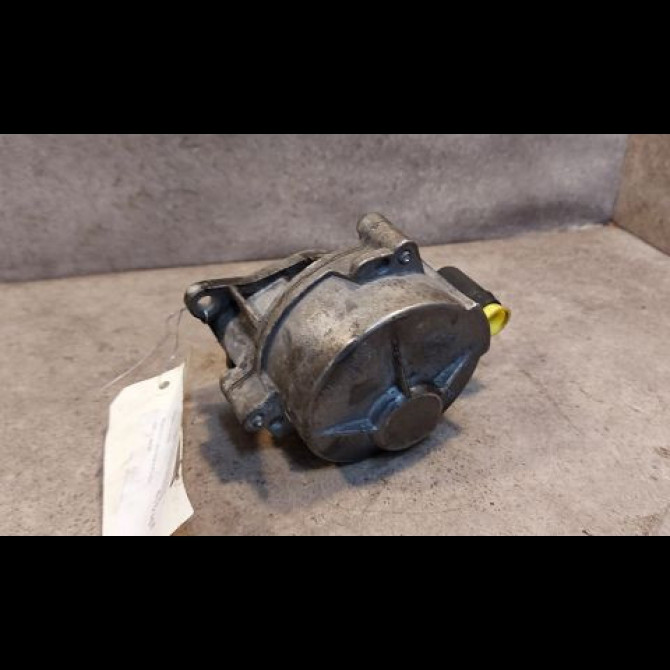Pompe a vide occasion RENAULT LAGUNA II Phase 2 03-2005->09-2007 1