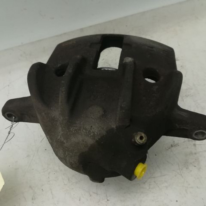 Etrier de frein avant droit occasion CITROEN XSARA Phase 1 02-1998->09-2000 1.9 TD 441070 2