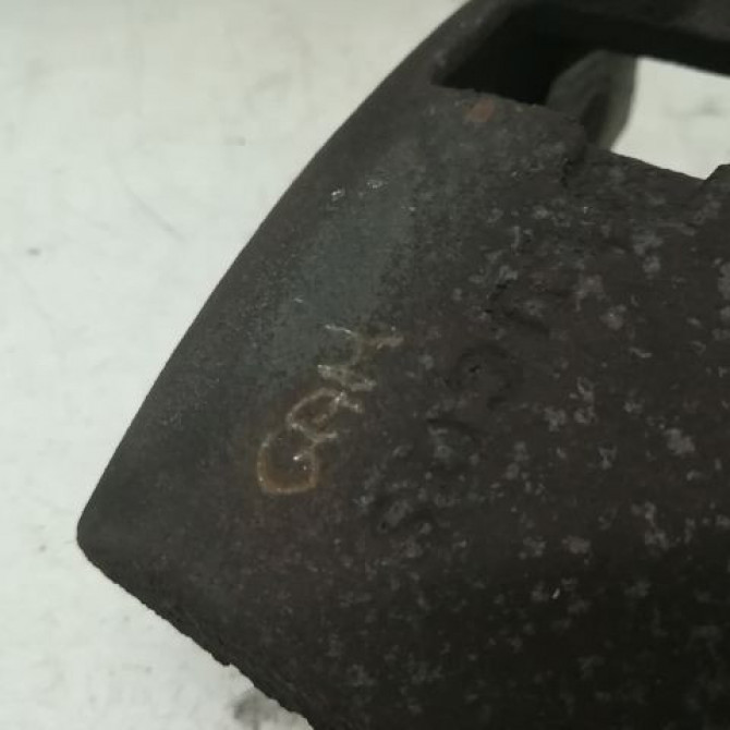 Etrier de frein avant droit occasion CITROEN XSARA Phase 1 02-1998->09-2000 1.9 TD 441070 3