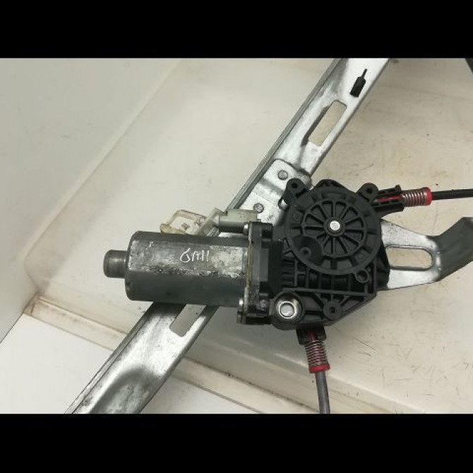 Mecanisme + moteur lève-glace avant droit occasion PEUGEOT 206 + Phase 1 03-2009->05-2013 1.1i 8v 60ch 9222F8 2