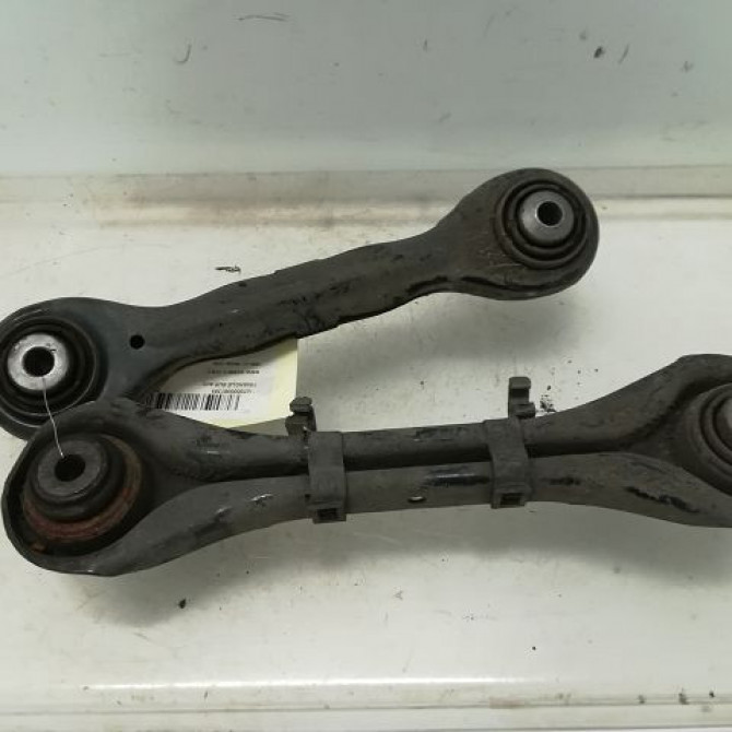 Triangle sup avd occasion B.M.W. SERIE 3 III Phase 1 01-1991->04-1998 318 TDS 1