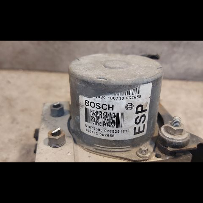 Unité hydraulique ABS occasion ALFA ROMEO MI.TO MI.TO Phase 1 2008-09-01->2016-12-31 1.3 JTDM 95ch 71754701 3